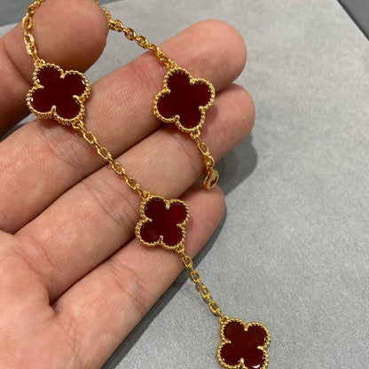 Hiç Çıkarma Yonca Bileklik Bordo