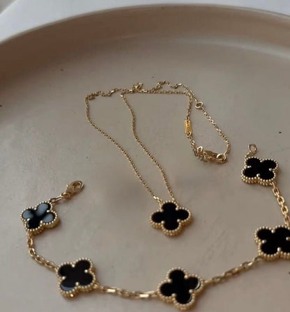 Hiç Çıkarma Yonca Bileklik Kolye Set Siyah